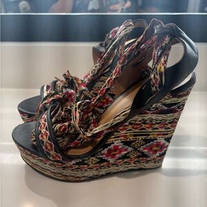 BAMBOO Multicolor Patterned Wedge Sandals